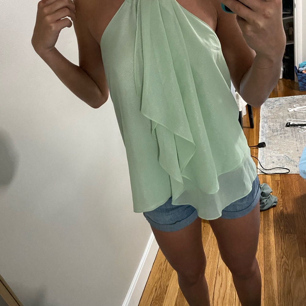 Women’s tops